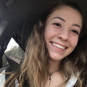 Meet your Posher, Izabela